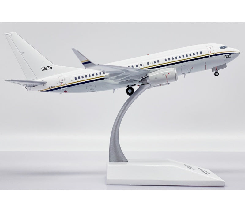 JC Wings 1:200 USA NAVY B737-700 165835  DIECAST Model