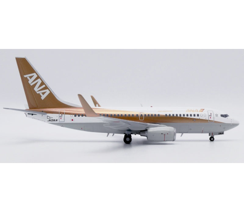 JC Wings 1:200 ANA B737-700 JA01AN  DIECAST Model