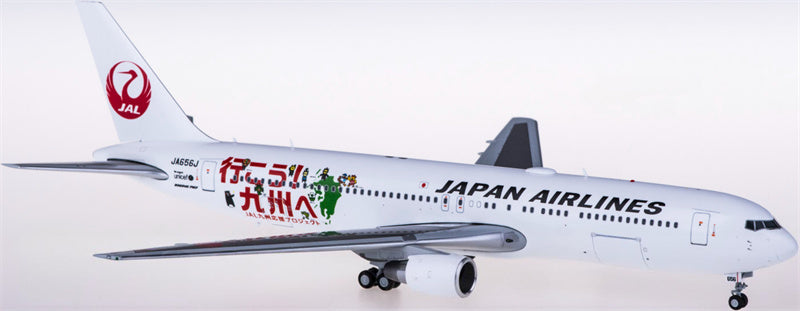 JC Wings Japan Airlines Boeing 767-300ER JA656J 1:200 Diecast Model view 2