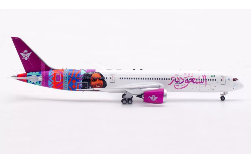 Aviation 1:400 Saudi Arabian Airlines B787-9 HZ-ARF  DIECAST Model