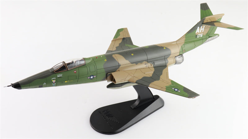 HOBBY MASTER RF-101C Voodoo Gerry's Clown AF56-176 45th TRS Polka Dots 1969 1:72 Aircraft Pre-built Model