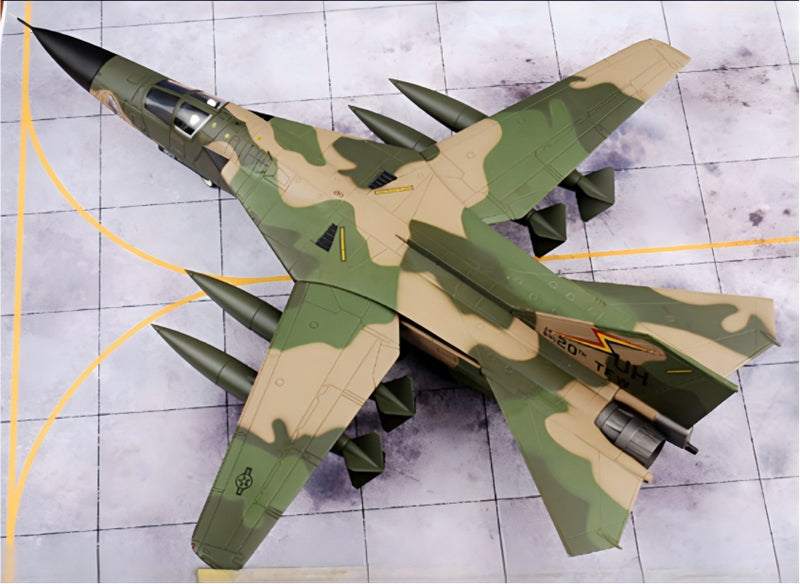 HOBBY MASTER USAF F-111E 20th SQN 1:72 Model 1989 The Chief 68-0020