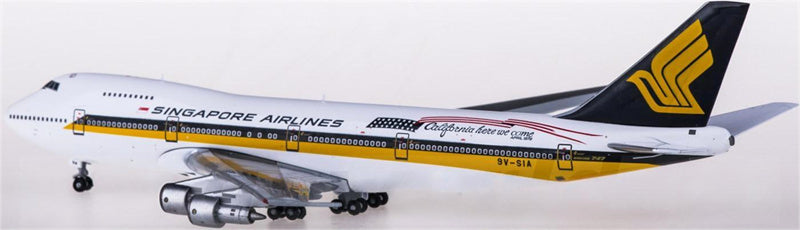 JC Wings Singapore Airlines Boeing 747-200 9V-SIA 1:400 Diecast Model view 2