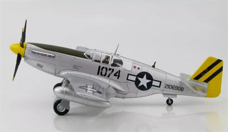 Hobby Master P-51B Mustang 2106908 Lt. Leonard R. Reeves 530th FS/311th FG Pungchacheng Jan 1945 1:48 Airplane Pre-built Model