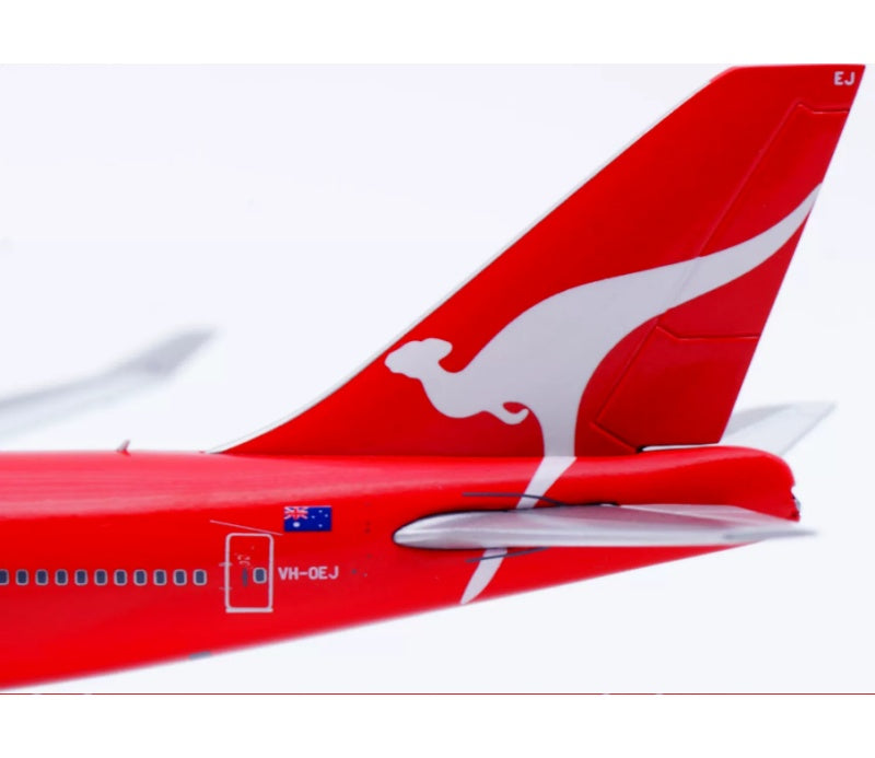 JC Wings 1:400 QANTAS B747-400 VH-OEJ  DIECAST Model