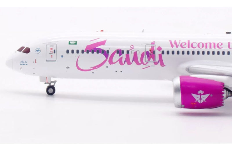 Aviation 1:400 Saudi Arabian Airlines B787-9 HZ-ARF  DIECAST Model
