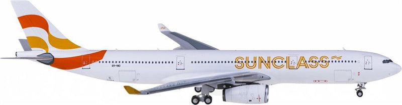 NG Models Sunclass Airlines Airbus A330-300 OY-VKI 1:400 Diecast Model view 3