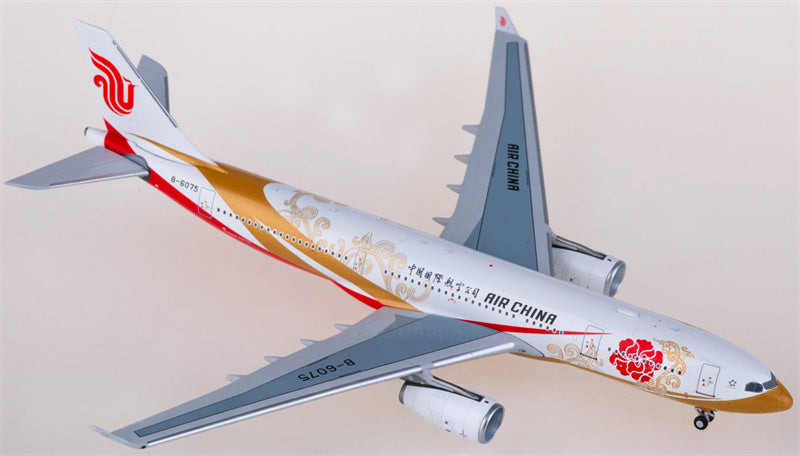 NG Models Air China Airbus A330-200 B-6075 1:400 Diecast Model view 3