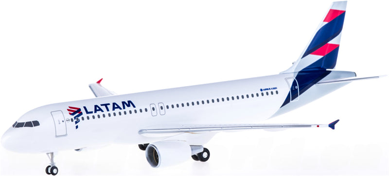 Hogan LATAM Airbus A320 1:200 ABS Model view 1