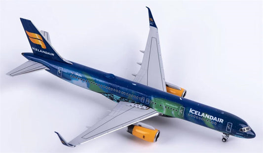NG Models 1:400 Icelandair Boeing 757-200 TF-FIU  DIECAST Model