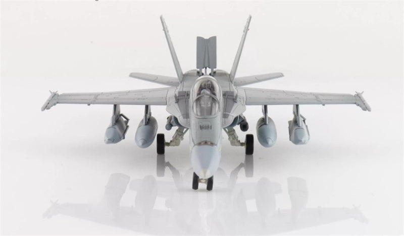 HOBBY MASTER F/A-18B Hornet ARDU A21-101 RAAF(with 2 x AGM-158) 1:72 Airplane Pre-built Model