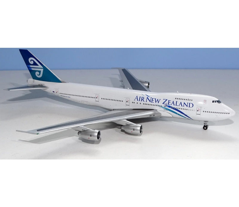BigBird 1:400 Air New Zealand 747-200B ZK-NZY  DIECAST Model