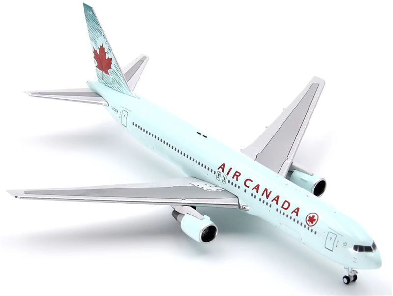 C Air Canada Boeing 767-300ER C-FOCA 1:400 Diecast Model view 3