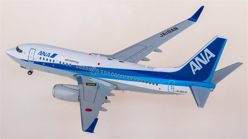 JC Wings ANA for Boeing 737-700 JA18AN 1:200 Airplane Pre-built  Airliner Model Display