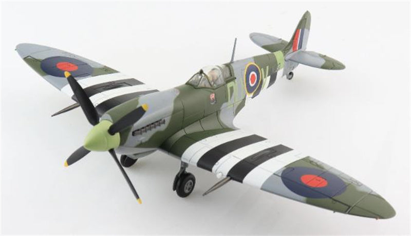 HOBBY MASTER Spitfire Mk.IXe ML407, flown by F/O Johnnie Houlton, 485 (NZ) Squadron, France, September 1944 1/48 Aircraft Pre-built Model