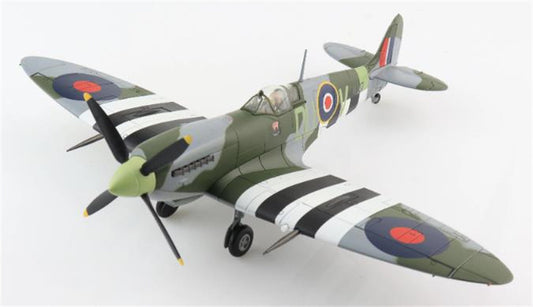 HOBBY MASTER Spitfire Mk.IXe ML407, flown by F/O Johnnie Houlton, 485 (NZ) Squadron, France, September 1944 1:48 Aircraft Pre-built Model