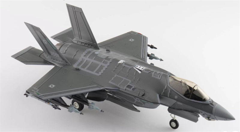 HOBBY MASTER F35A Husarz 3501 Polish Air Force 2024 (w/painted RAM panels) 1:72 Aircraft Pre-built Model