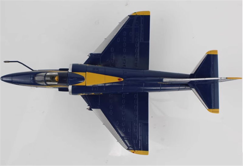 HOBBY MASTER A-4F US Navy 1979 season (with No.1 to No.6 airplanes decal) 1/72 Aircraft Pre-built Model