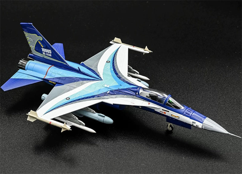 TTF  F-CK-1 IDF 1:72 Model    10005