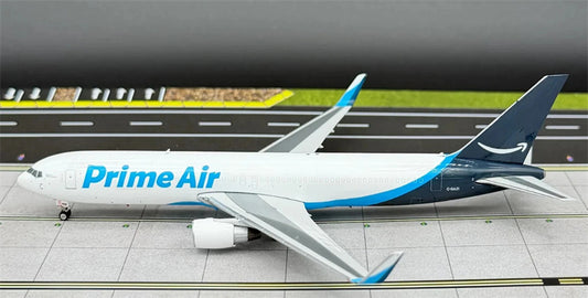 Phoenix Prime Air Boeing 767-300ER C-GAZI 1:400 Diecast Model view 1
