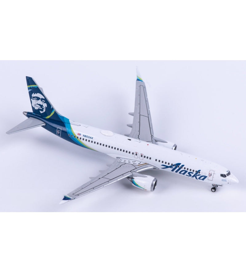 Geminijets 1:400 Alaska Airlines Boeing 737 N803AK  DIECAST Model