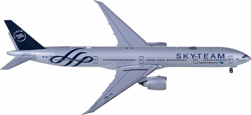 NG Models Garuda Indonesia Boeing 777-300ER PK-GII Skyteam 1:400 Diecast Model view 3