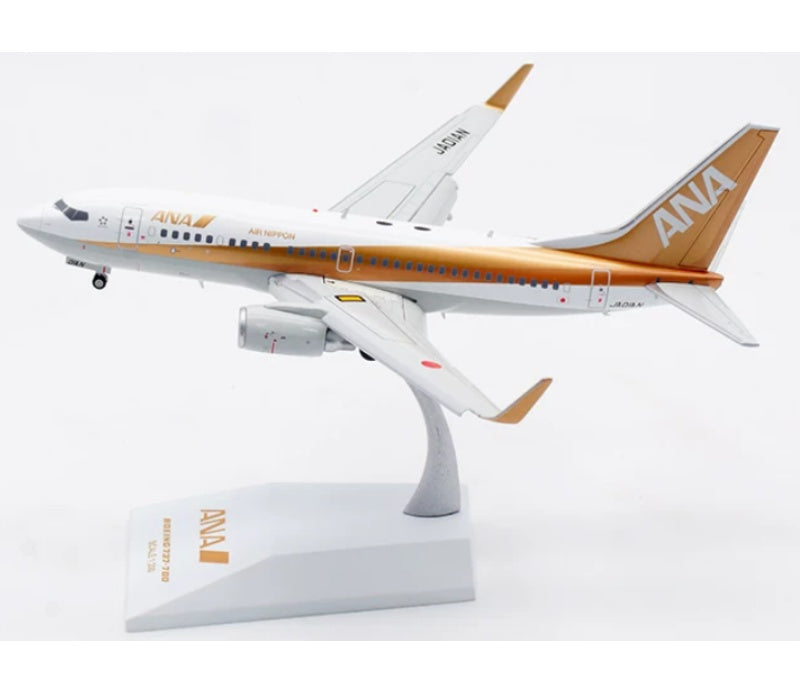 JC Wings 1:200 ANA B737-700 JA01AN Flaps down DIECAST Model