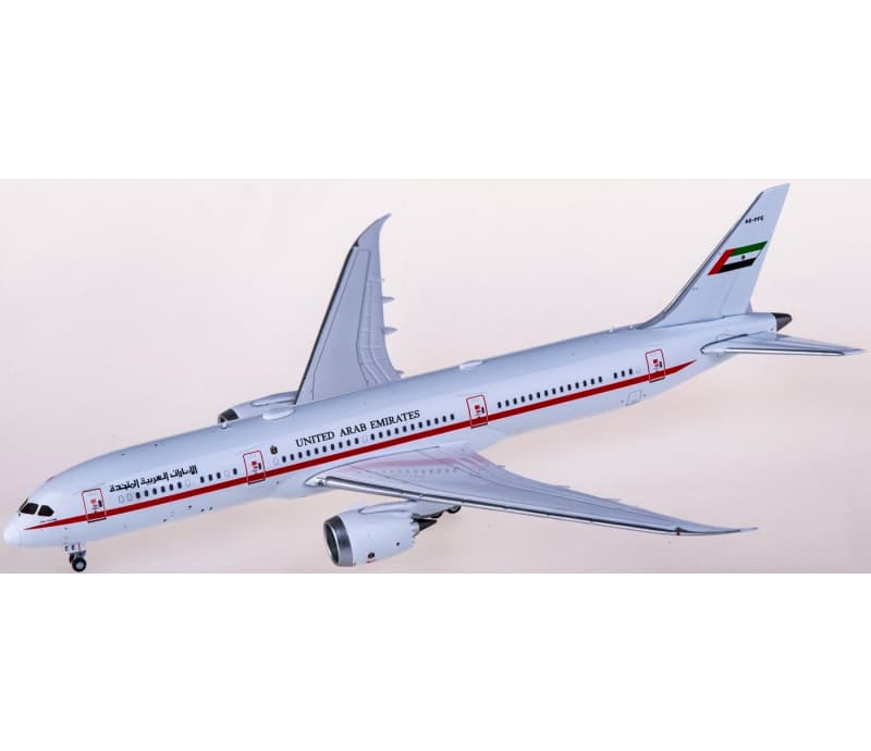 JC Wings Abu Dhabi Amiri Flight Boeing 787-9 Dreamliner A6-PFE 1:400 Aircraft Pre-built  Airliner Model Display