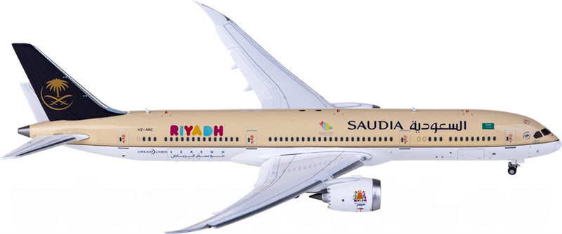 JC Wings Saudia Boeing 787-9 Dreamliner HZ-ARC Flaps Down 1:400 Diecast Model view 2