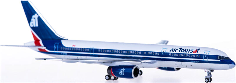 AeroClassics Air Transat Boeing 757-200 C-GTSE 1:400 Diecast Model view 3