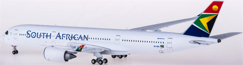 Geminijets South African Airways Airbus A350-900 ZS-SDC 1:400 Diecast Model view 3