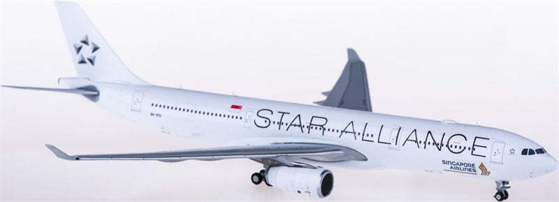 JC Wings Singapore Airlines Airbus A330-300 9V-STU Star Alliance 1:400 Diecast Model view 3