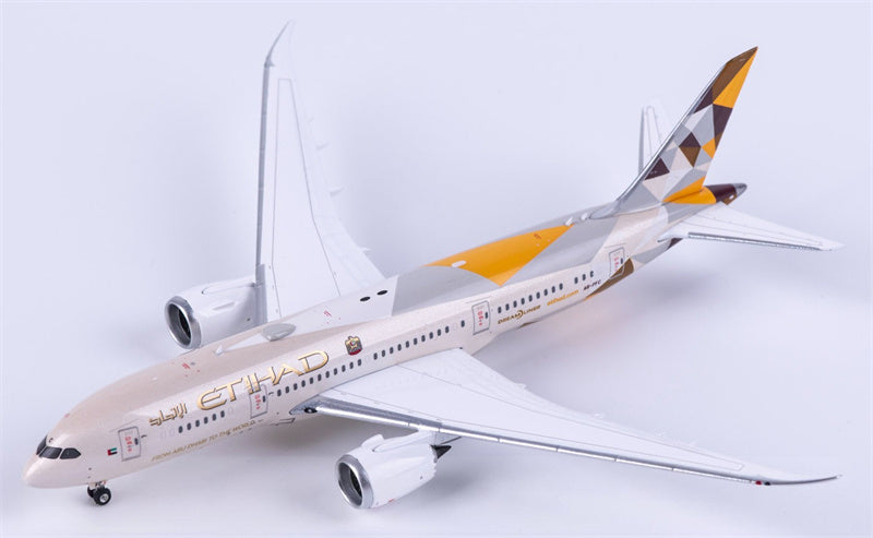 Phoenix Etihad Airways Boeing 787-8 A6-PFC 1:400 Diecast Model view 2