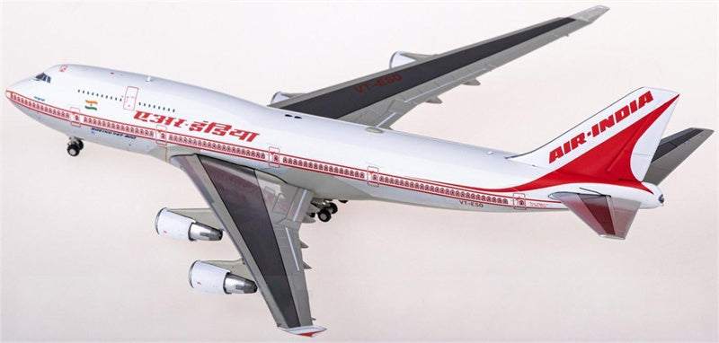 JC Wings Air India Boeing 747-400 VT-ESO 1:400 Diecast Model view 4