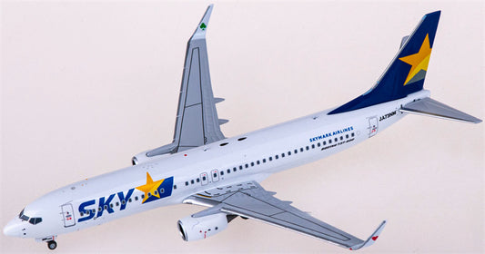 NG Models Skymark Airlines Boeing 737-800 JA73NM 1:400 Diecast Model view 1