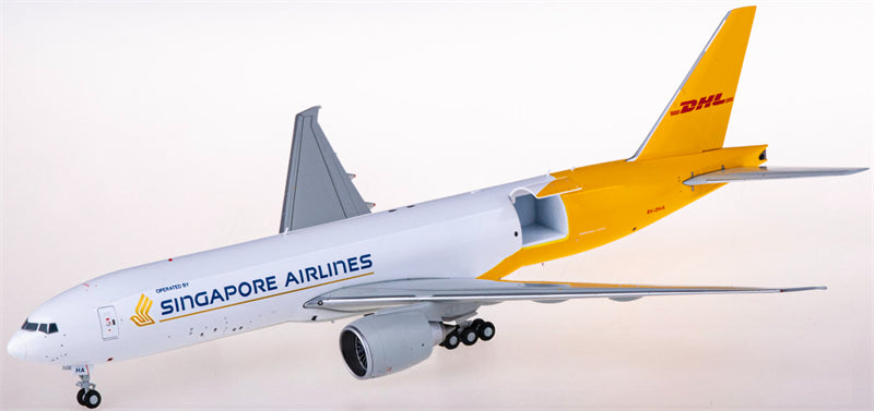 JC Wings Singapore Airlines DHL Boeing 777-200LRF 9V-DHA Cabin Open 1:200 Diecast Model view 1