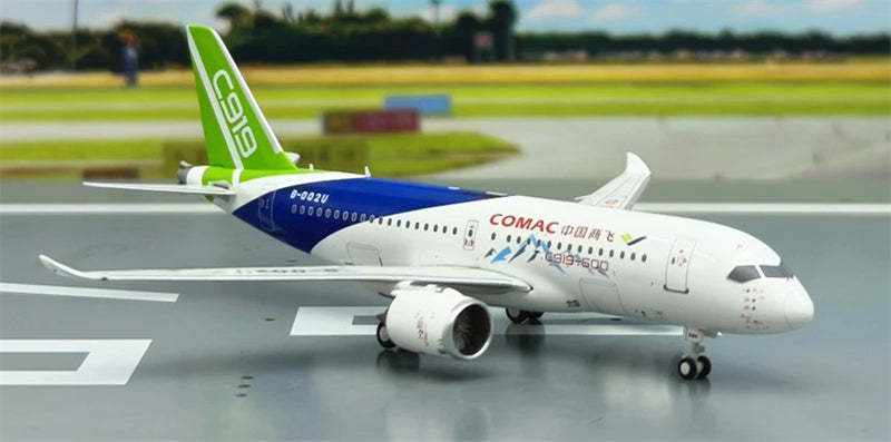 PandaModel 1:400 COMAC C919-600 B-002U DIECAST Model