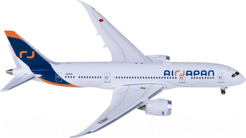 JC Wings Air Japan Boeing 787-8 Dreamliner JA801A Flaps Down 1:400 Diecast Model view 1