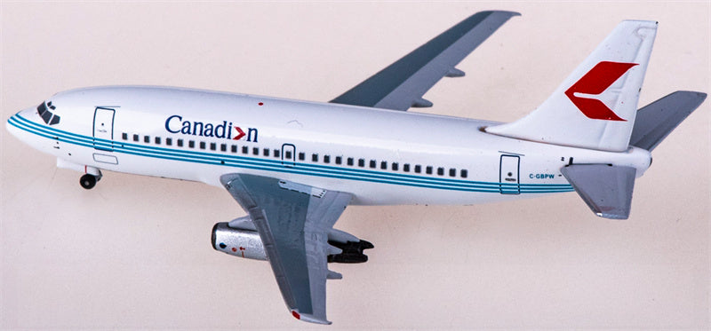 AeroClassics Canadian Boeing 737-200 C-GBPW 1:400 Diecast Model view 2