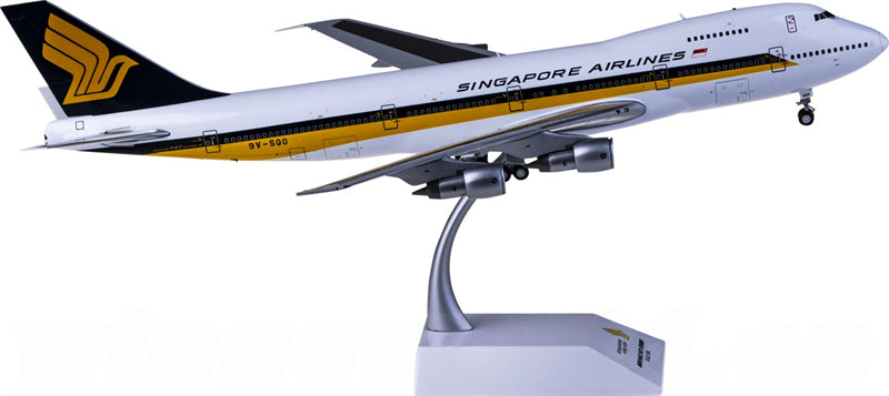 JC Wings Singapore Airlines Boeing 747-200 9V-SQO 1:200 Diecast Model view 1