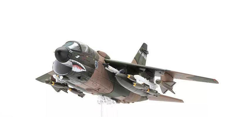 Century Wings USAF A-7D 23rd TFW, 75th TFS Tiger Sharks 1:72 Model 1981  CORSAIR II Limited Edition EL218