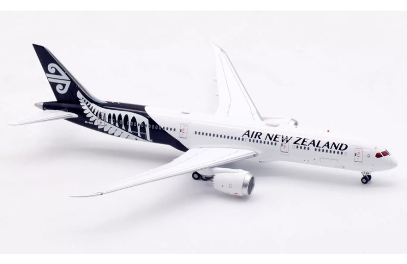 Aviation 1:400 Air New Zealand B787-9 ZK-NZR  DIECAST Model