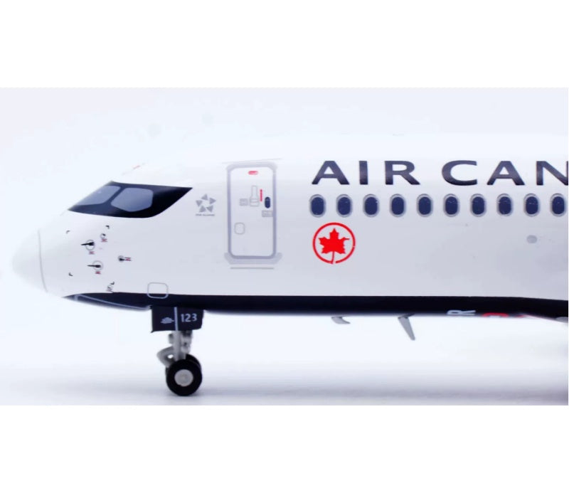 JC Wings 1:200 Air Canada A220-300 C-GUPG  DIECAST Model