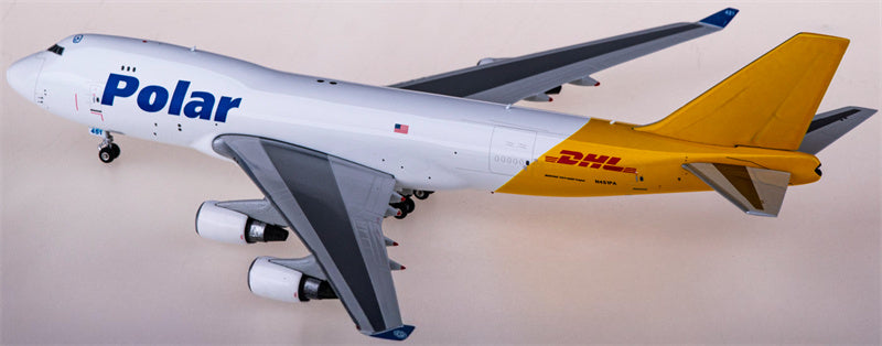 Phoenix Polar Air Cargo Boeing 747-400F N451PA 1:400 Diecast Model view 2