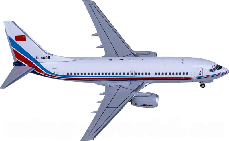 NG Models PLAAF Boeing 737-700 B-4025 1:400 Diecast Model view 4