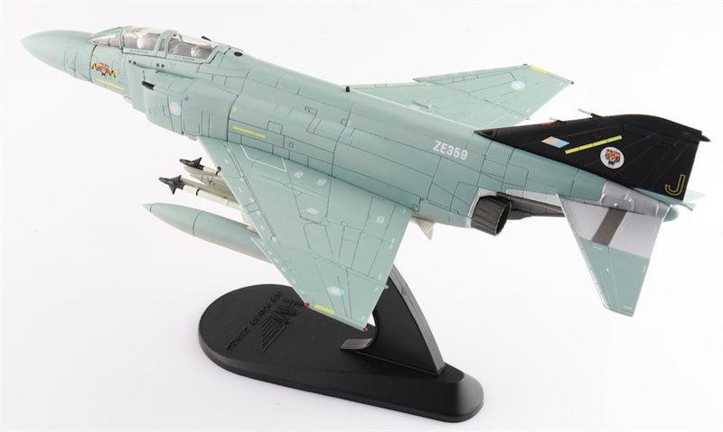 HOBBY MASTER  McDonnell Douglas F4J Phantom II ZE359 74 Sqn. RAF Wattishham 1:72 Aircraft Pre-built Model