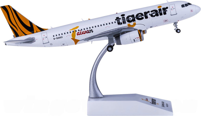 JC Wings Tigerair Airbus A320 B-50003 1:200 Diecast Model view 1