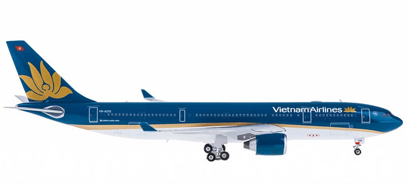 Phoenix Vietnam Airlines for Airbus A330-200 VN-A376 1:400 Airplane Pre-built  Airliner Model Display