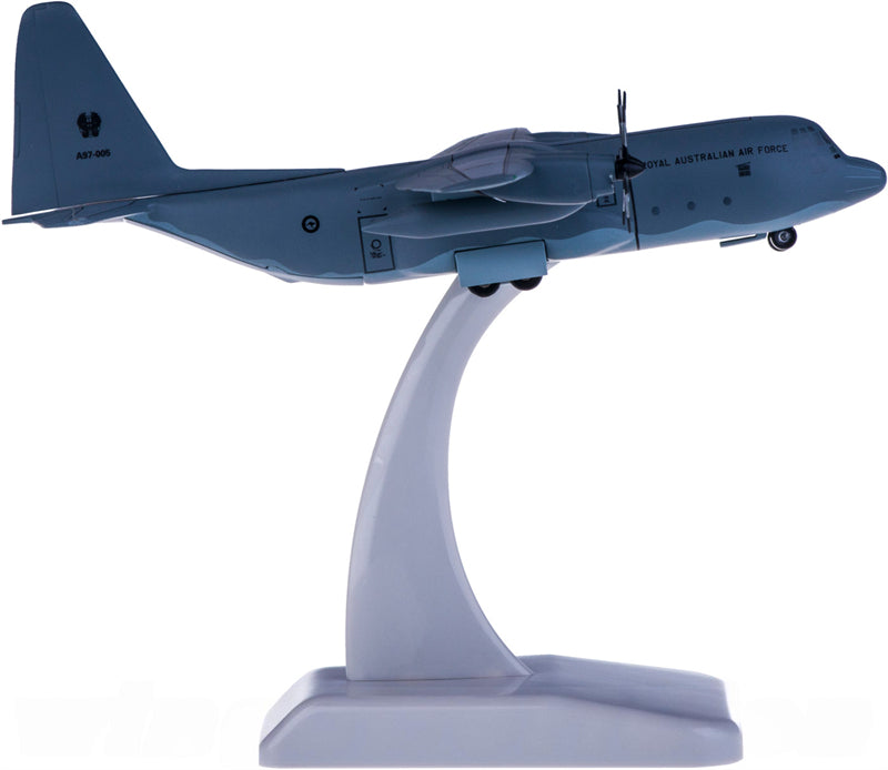 Hogan RAAF Lockheed C-130 Hercules A97-005 1:200 Diecast Model view 4