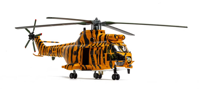 CORGI RAF HC-1 230 1:72 Model 1992 Limited Edition NATO Tiger Meet XW231